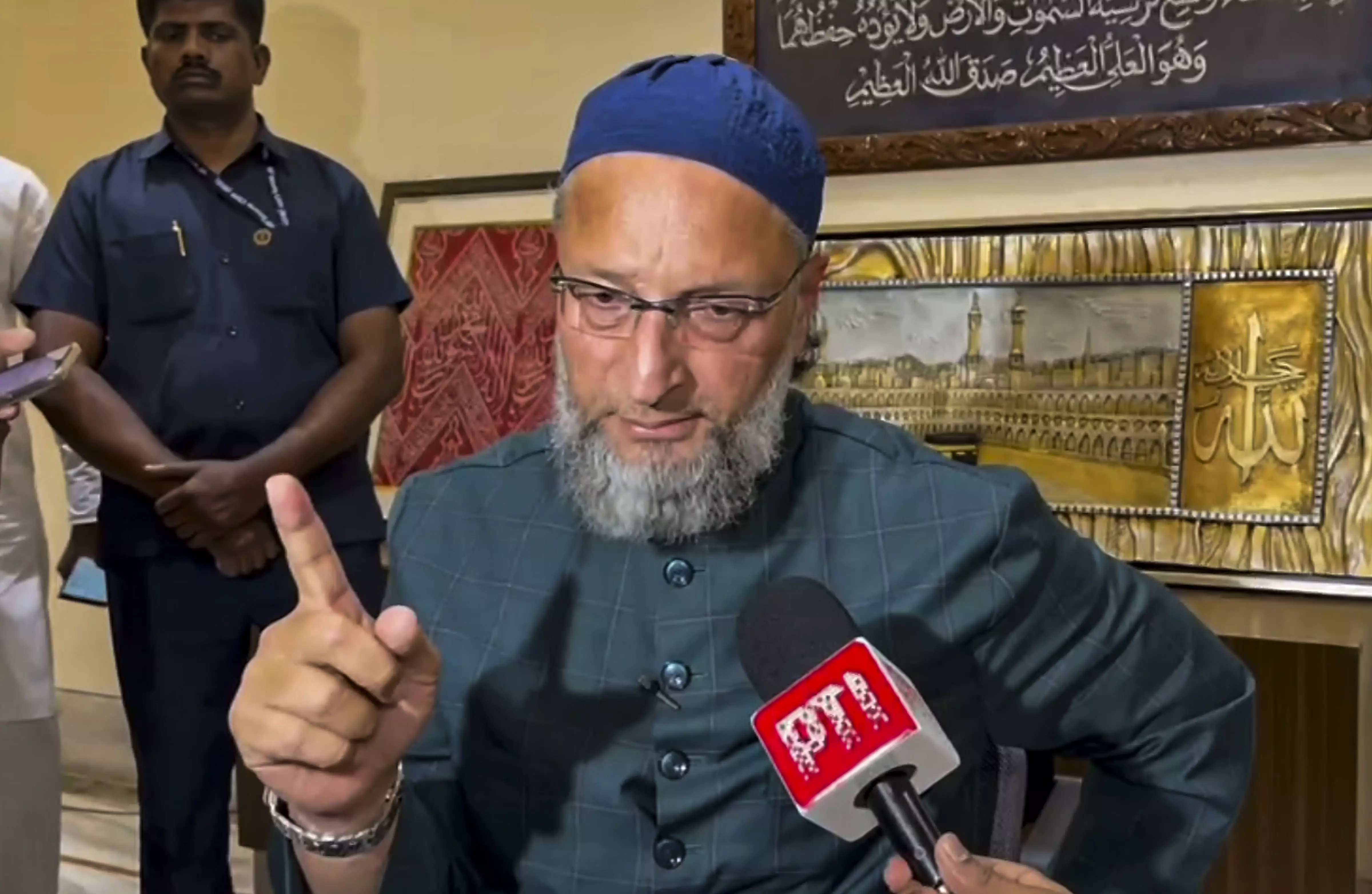 Owaisi Seeks Repatriation of Saudi Crash Victims Owaisi Seeks Repatriation of Saudi Crash Victims