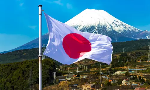 Japan’s Economy Contracts 0.4% as PM Takaichi Prepares Large Stimulus Push