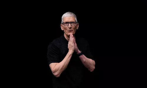 Apple Intensifies Succession Planning For CEO Tim Cook: Report Apple Intensifies Succession Planning For CEO Tim Cook: Report