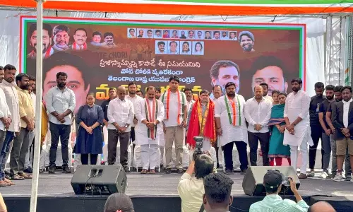 Telangana Youth Congress Protest Against Vote Theft