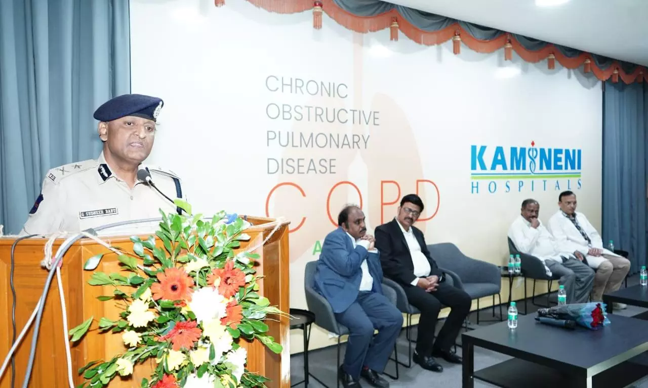 Quit Smoking to Prevent Breathlessness: Experts