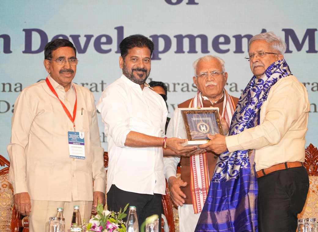 Telangana CM Seeks Centre's Aid for Musi, Metro Rail Projects