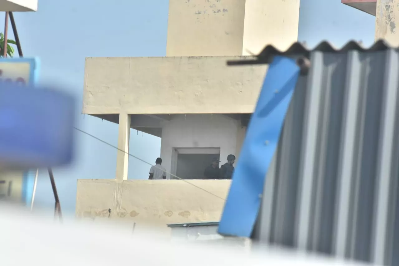 Central Forces Detain Suspected Maoists During Searches in Penamaluru Central Forces Detain Suspected Maoists During Searches in Penamaluru