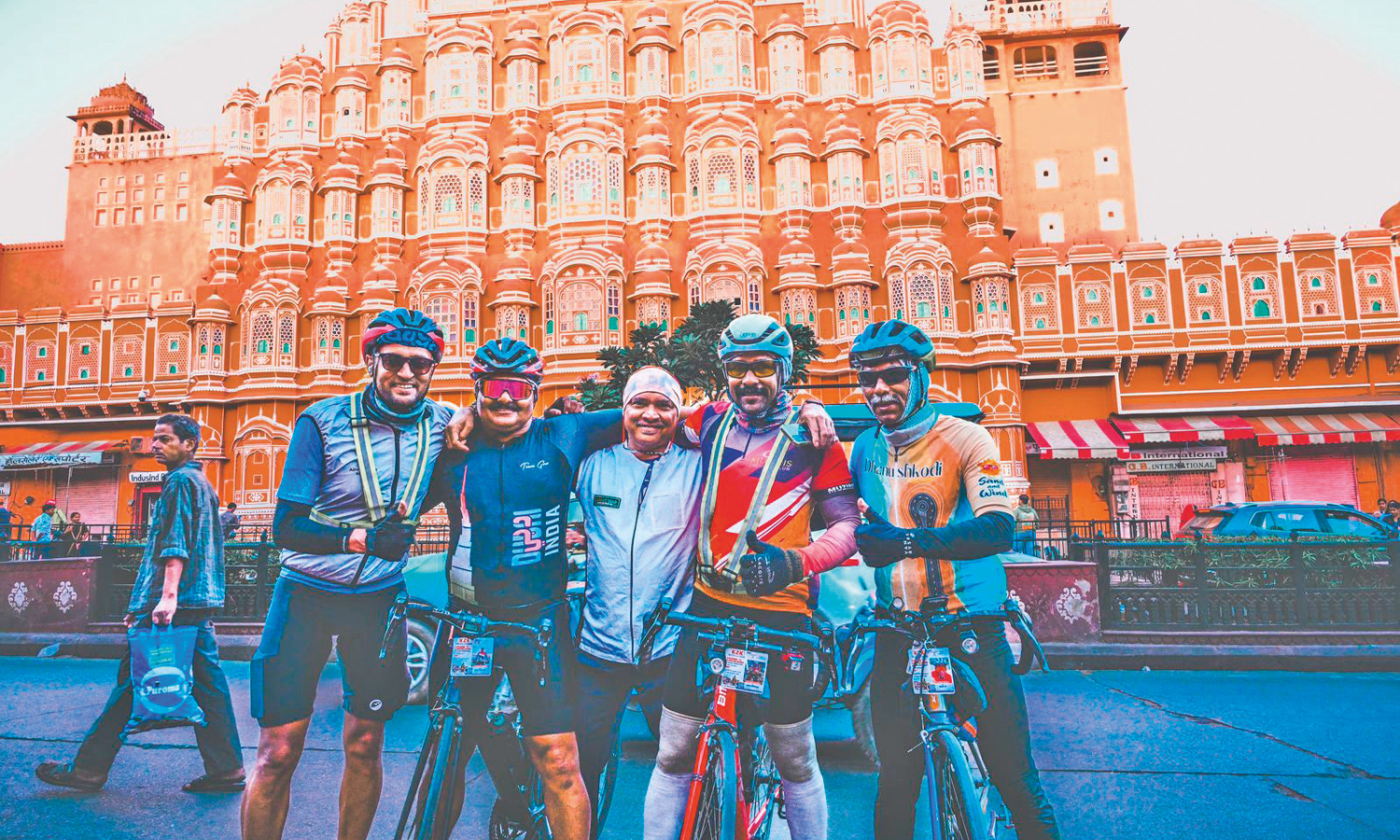 150 Cyclists Pay Homage to Sardar Patel in Cross-Country Ride