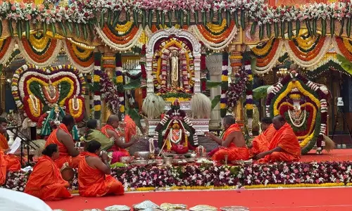 Puttaparthi Starts Sai Baba Rathotsavam
