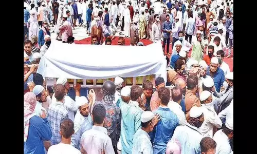 Naseeruddin Family’s Relatives To Take Part In Last Rites In Madina