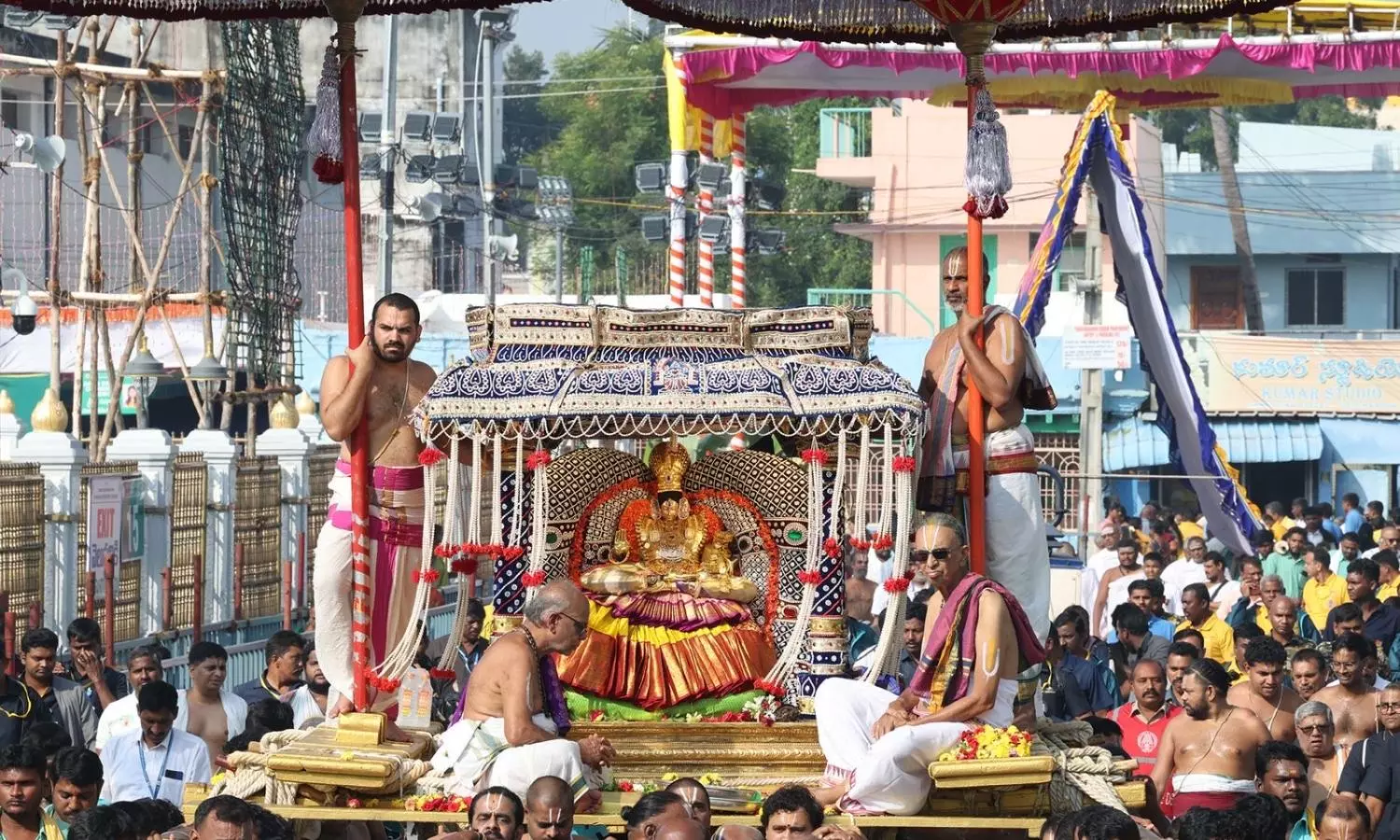 3rd Day Of Tiruchanoor Brahmotsavams Sees Muthyapu, Simha Vahana Sevas