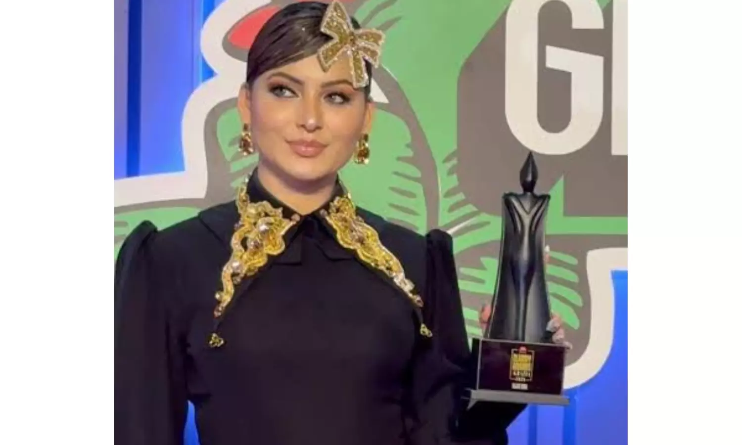 Urvashi Rautela Crowned Global Fashion Icon 2025, Dazzles in ₹7 Crore Gold Couture