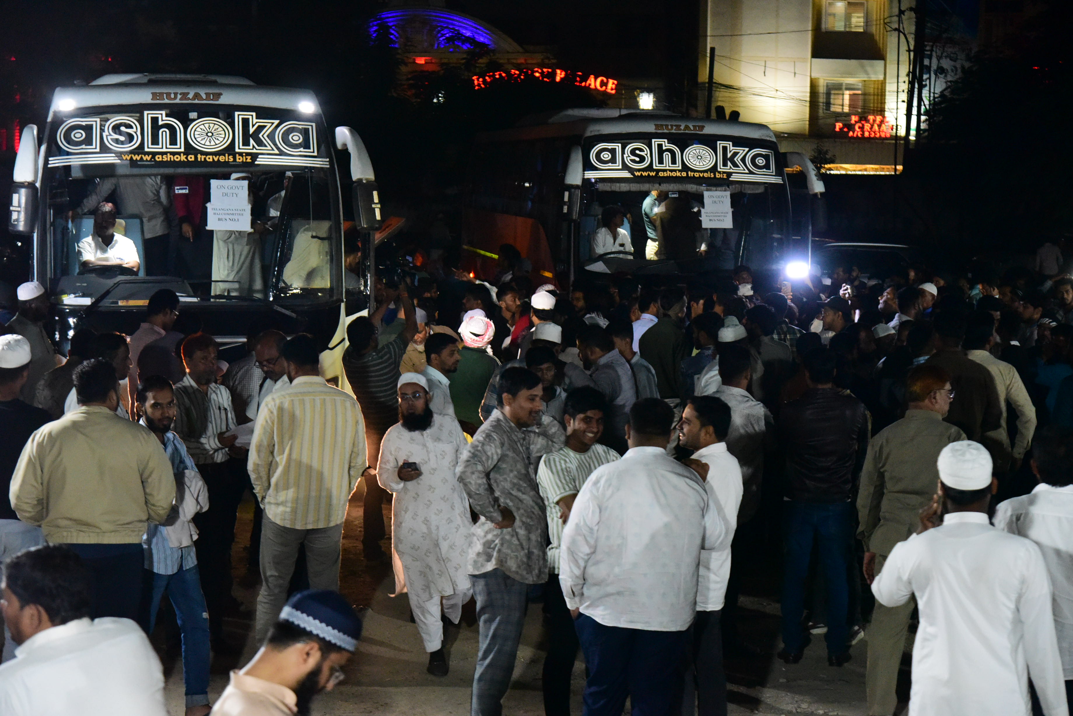Relatives Arrive in Saudi Arabia for DNA Matching of Umrah Victims