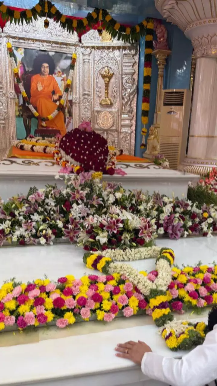 Sachin to Modi: Famous Devotees of Sathya Sai Baba