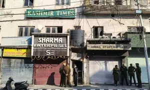 Kashmir Times Office Raided by SIA Over Alleged Anti-National Activities