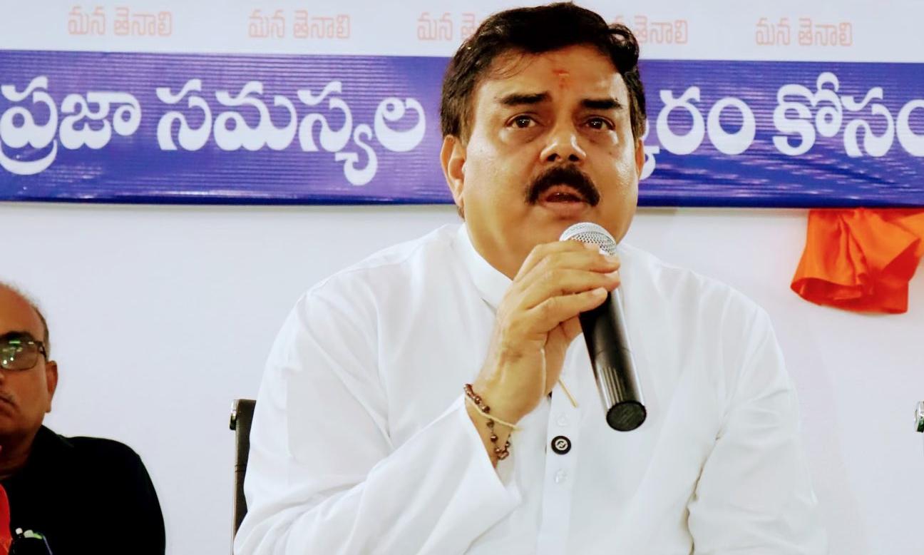 No Fuel Shortage In AP, Warns Manohar Against Panic Buying