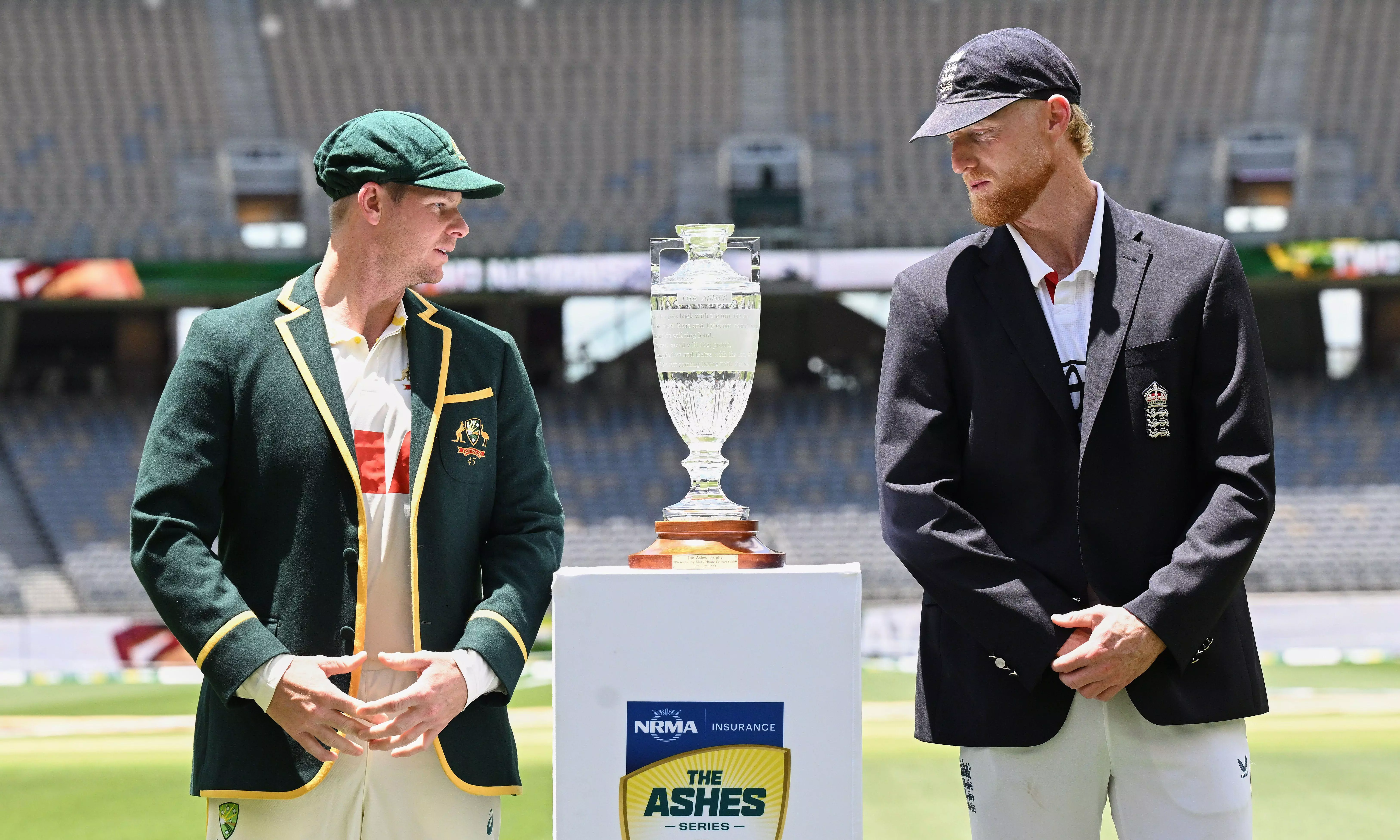 Ashes 1st Test Live: Starc Strikes Early For Australia