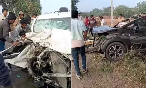 One Killed, 5 Injured in Collision in Moinabad