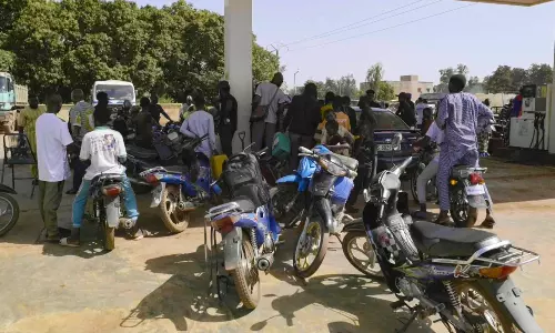 What Are Russian Forces Doing in Mali Amid Jihadist Blockade?