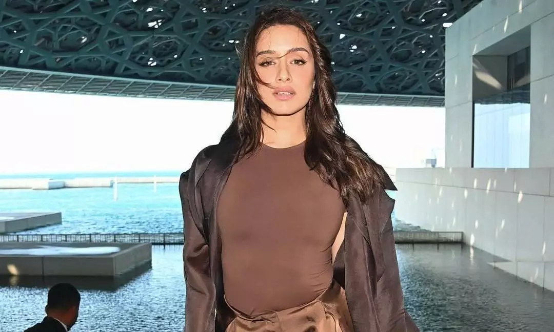 Shraddha Fractures Toe on ‘Eetha’ Set