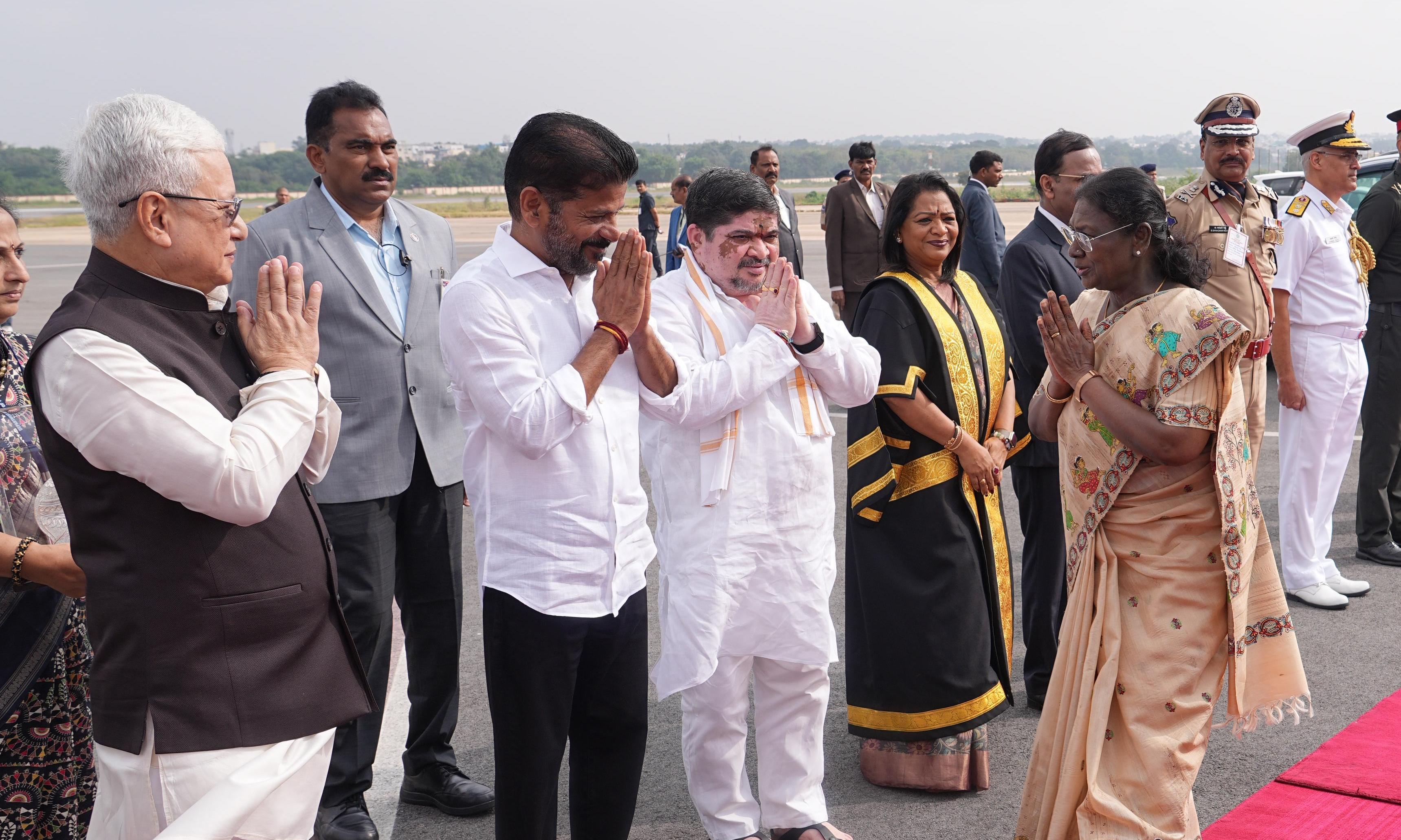 Governor, Chief Minister and senior officials see off President Murmu.