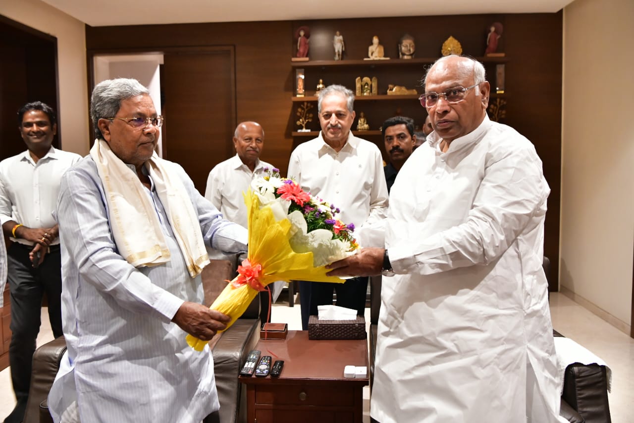Karnataka CM Race: Parameshwara Enters, BJP Alleges Horse-Trading