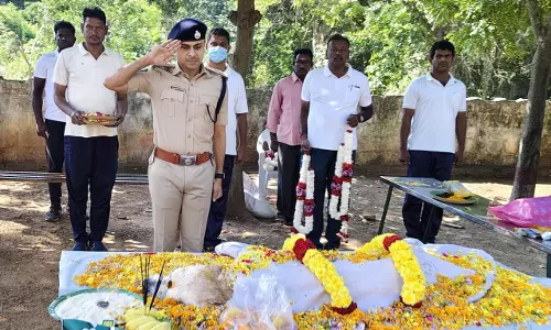 Kakinada Police Mourn Loyal Sniffer Dog Arjun