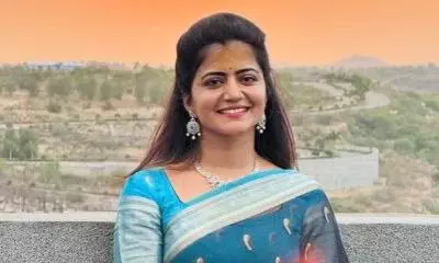 Bigg Boss Fame Shiva Jyothi Remarks on Tirumala Annaprasadam Draw Ire Online Bigg Boss Fame Shiva Jyothi Remarks on Tirumala Annaprasadam Draw Ire Online
