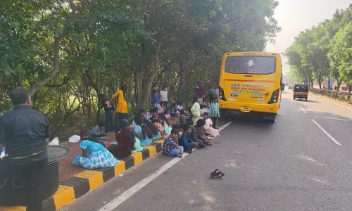 Crowds at Vizag’s Picnic Spots Indicate Shrinking Green Spaces
