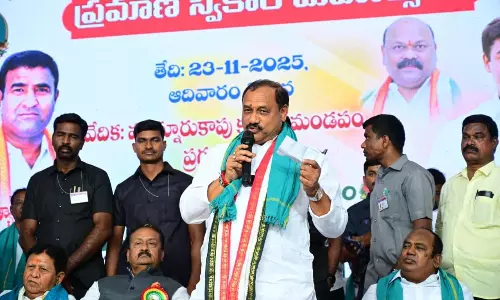 Dharmapur Srinivas’s Services Recalled at Munnuru Kapu Meeting