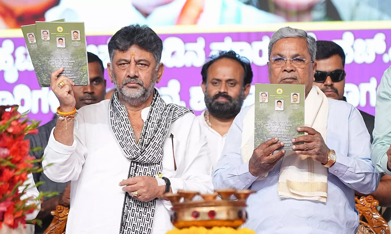 CM Non-committal On Promise Made to KPCC Chief On Transfer Of Power