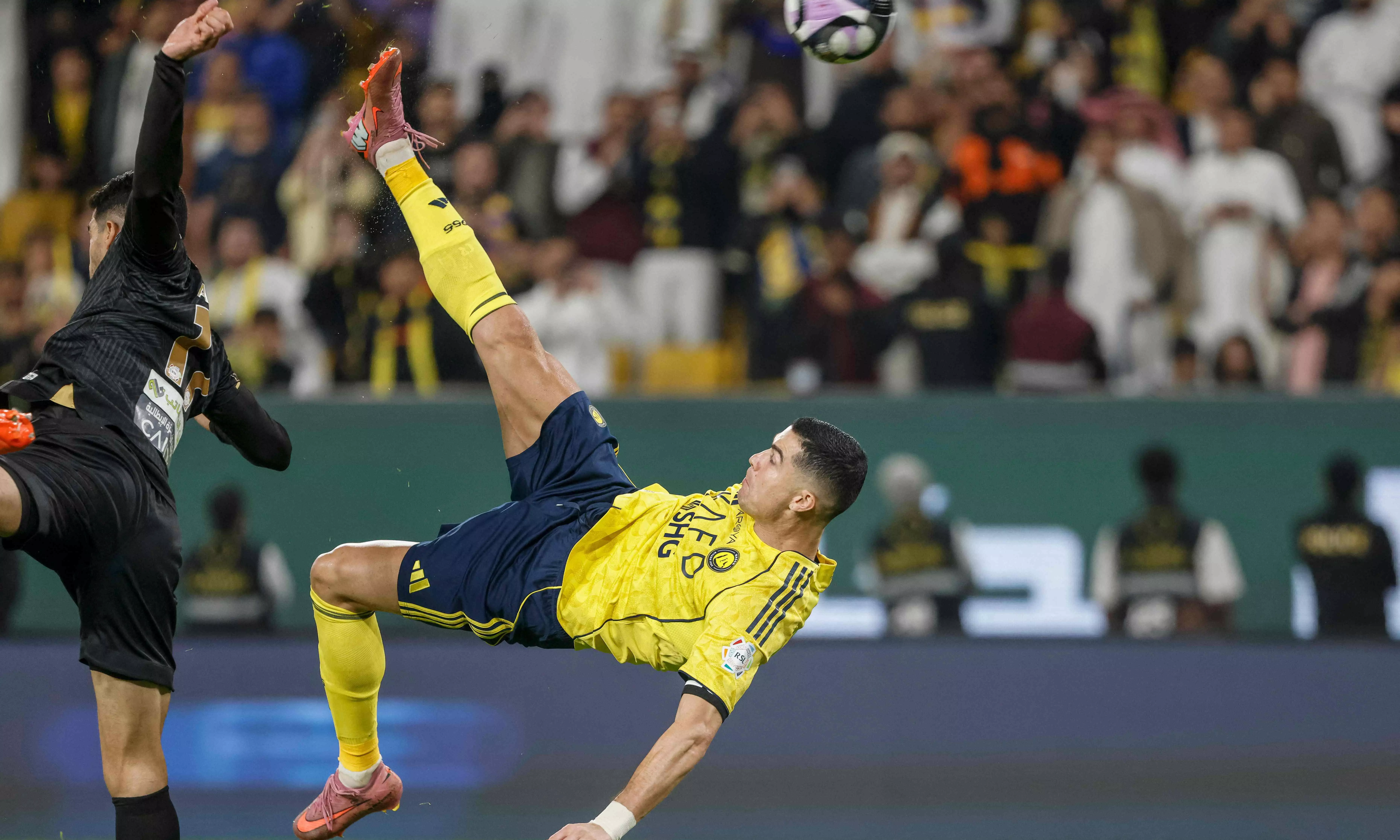 Cristiano Ronaldo Scores From a Bicycle Kick For Al-Nassr in Saudi Pro League