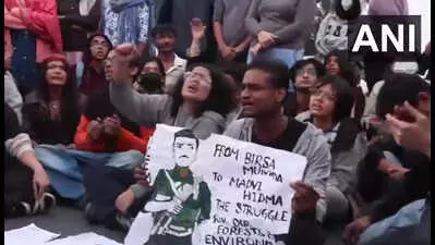 India Gate Demonstrators Raising Pro-Hidma Slogans, Delhi Police Tells Court