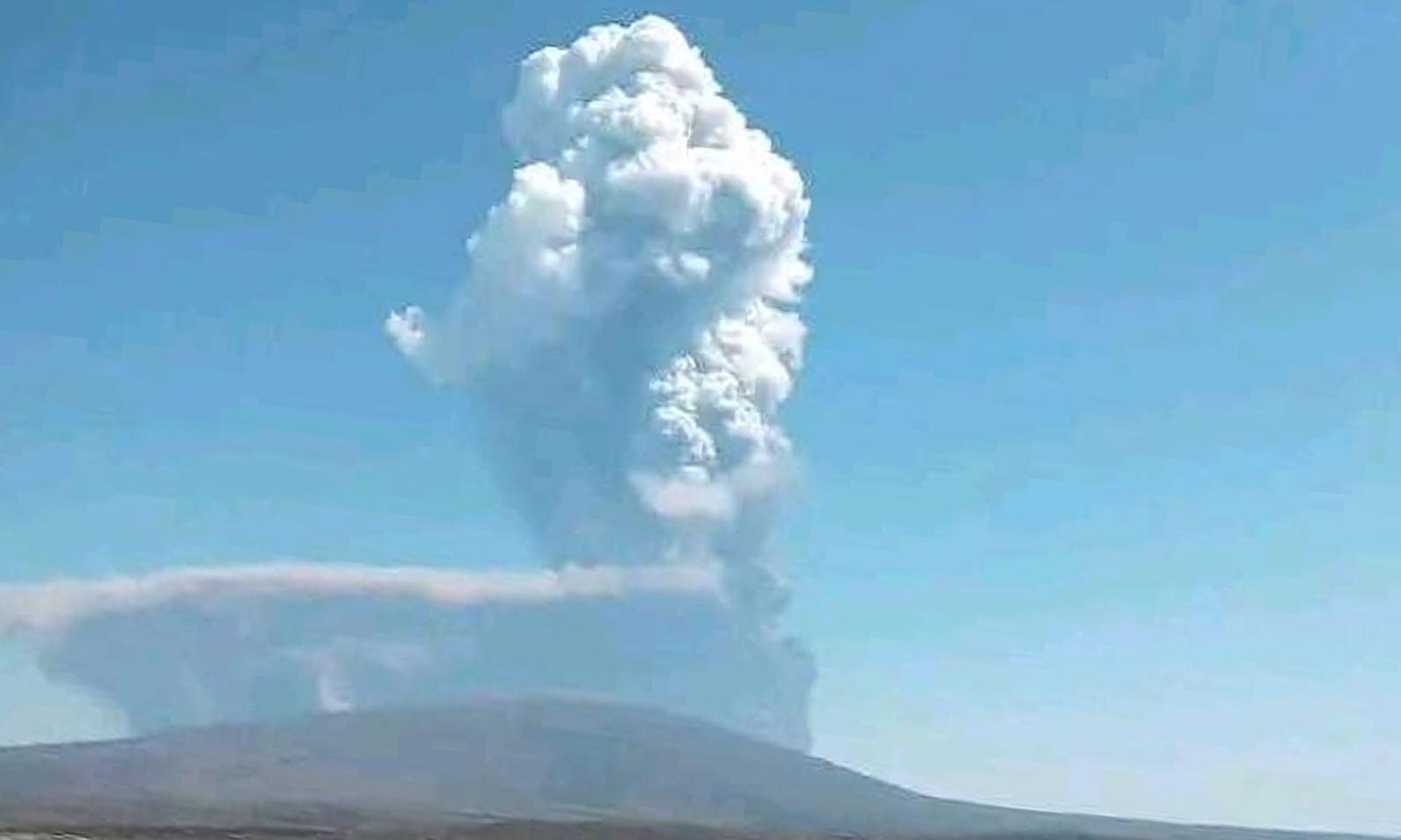 エチオピアの火山、1万2000年の休眠を経て噴火