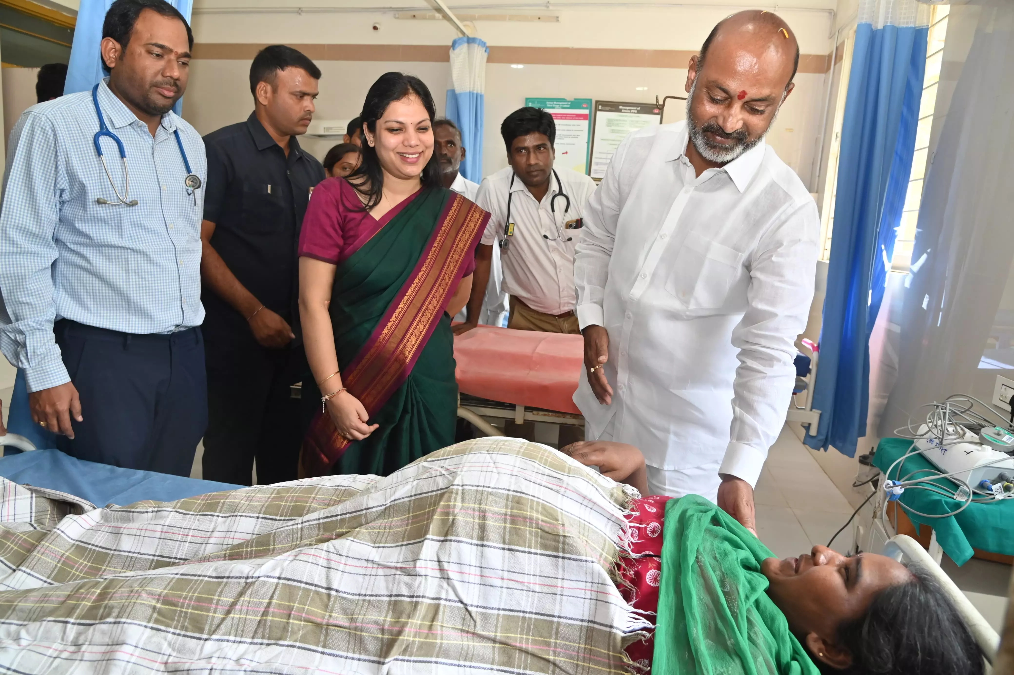Telangana Govt Hospitals Lack Basic Facilities, Losing Public Trust, Says Bandi Telangana Govt Hospitals Lack Basic Facilities, Losing Public Trust, Says Bandi