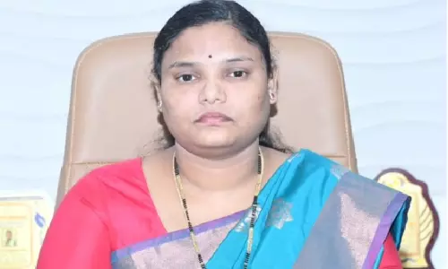 No-confidence Motion Against Nellore Mayor Sravanthi