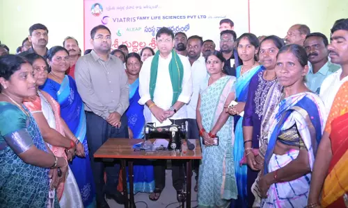 Sridhar Babu Launches 21 Sewing Centres To Boost Women’s Income Sridhar Babu Launches 21 Sewing Centres To Boost Women’s Income