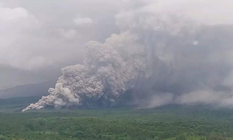 Volcanic Ash Cloud: Flight Ops Affected; No Impact on Weather, Air Quality