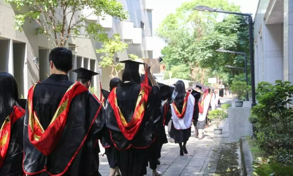 Indian Students Opt for France for Foreign Education