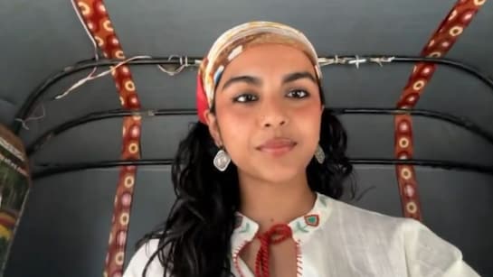 Two-Second Rickshaw Selfie Turns Unknown Creator Into Viral ‘Bandana Girl’