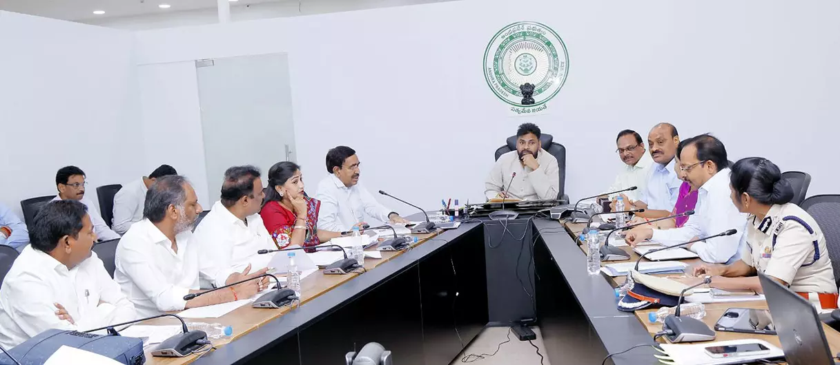 Pawan Orders Full Review Of Village Secretariats Pawan Orders Full Review Of Village Secretariats