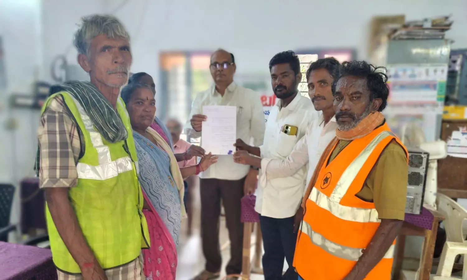 Green Ambassadors Protest Over Unpaid Salaries in Anakapalle