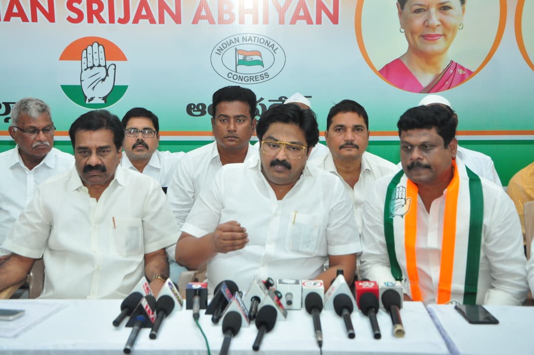 Congress Leaders Honored in Nellore and Kamareddy