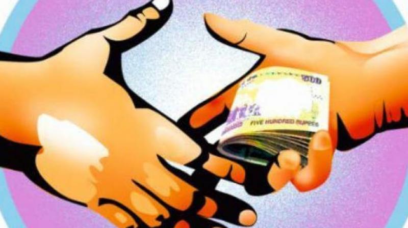 ACB Traps VRO Demanding Bribe in Visakhapatnam