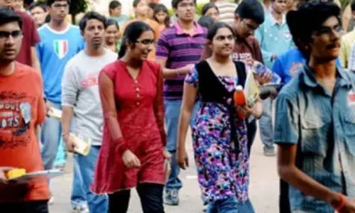 MP Mulls Lifting 2-Child Restriction For Govt Staff