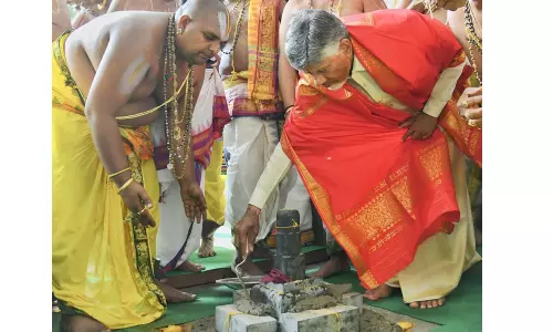 Naidu Thanks Farmers Who Donated 33,000 Acres for Amaravati Capital