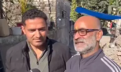 Hindu Family Gifts Land; Vows to Rebuild Home of Muslim Journalist in Jammu Hindu Family Gifts Land; Vows to Rebuild Home of Muslim Journalist in Jammu