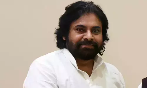 Pawan Kalyan Reviews JSP Strategy For Parliament Winter Session