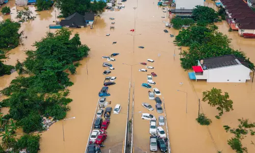 Thailand Flood Death Toll Rises to 145 as Waters Recede