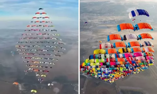 104 Skydivers Break World Record With Stunning Mid-Air Star Formation Over Florida