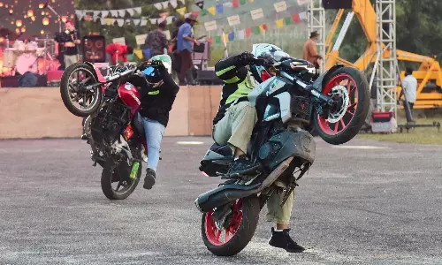 Bikes, Balloons, Boom of Music at Outfield Echoes