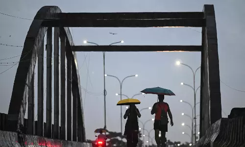 Red Alert in TN, Puducherry, AP as Cyclone Ditwah Approaches Red Alert in TN, Puducherry, AP as Cyclone Ditwah Approaches