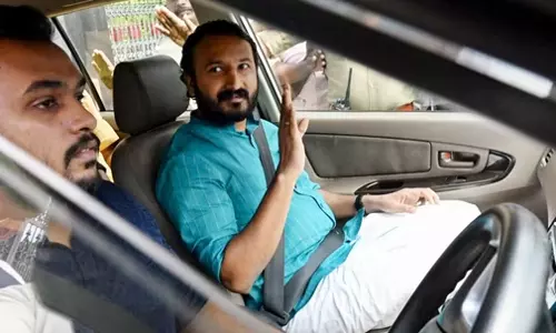 Police Search Suspended MLA Rahul Mamkoottathil’s Apartment in Sexual Assault Case Police Search Suspended MLA Rahul Mamkoottathil’s Apartment in Sexual Assault Case