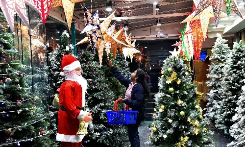 Little Choir Opens Xmas Season